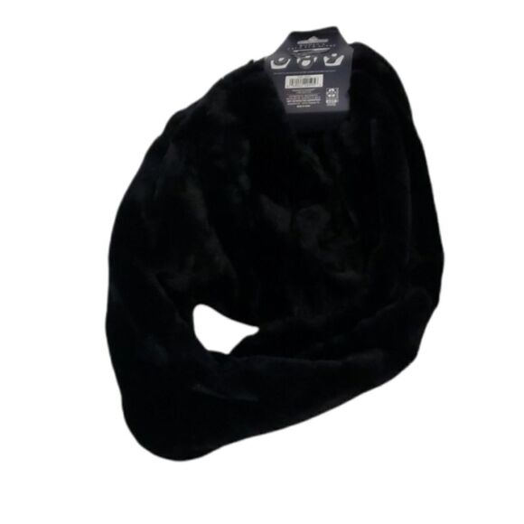 Black Faux Fur Infinity Scarf - Picture 1 of 2